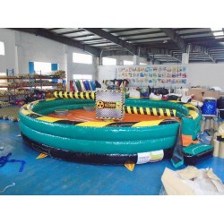 Meltdown Mechanical Ride Wipeout Multiplayer Meltdown Mechanical Ride Wipeout Multiplayer